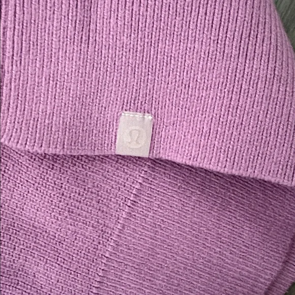 lululemon Collared Merino Wool-Blend Sweater - Picture 4 of 9